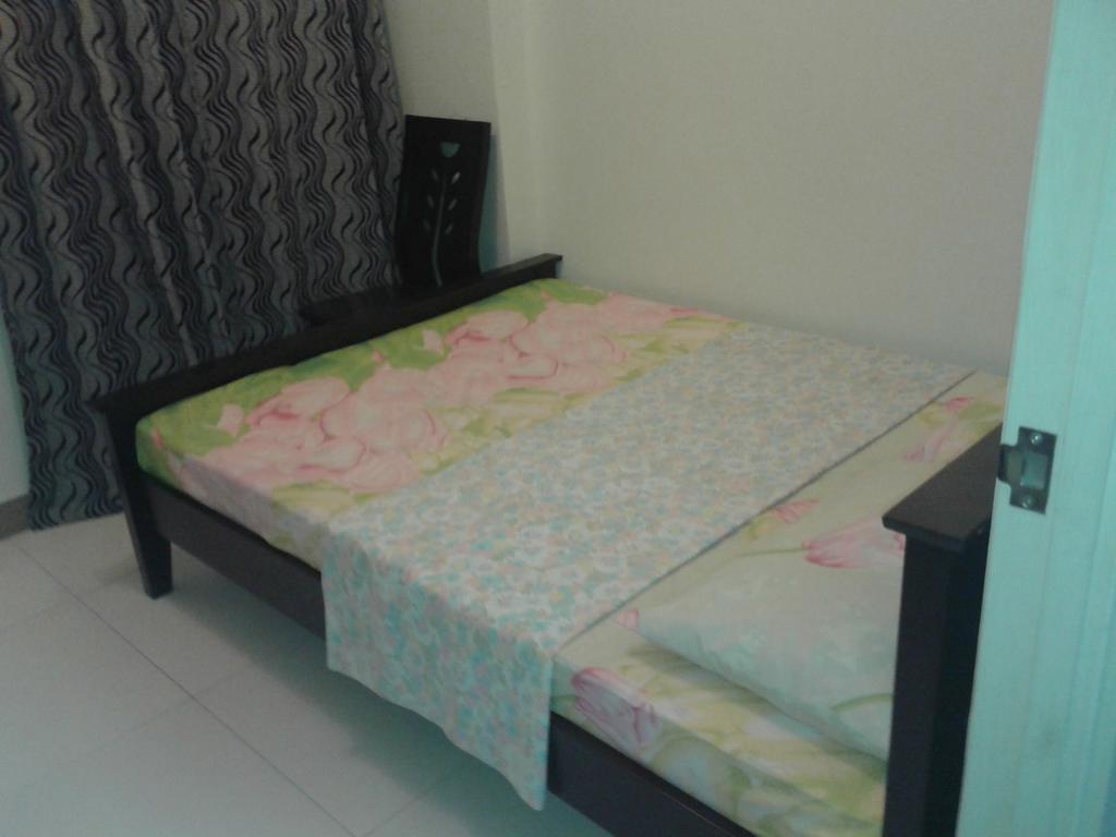 Karla'S Place At Chateau Elysee Paranaque City Buitenkant foto