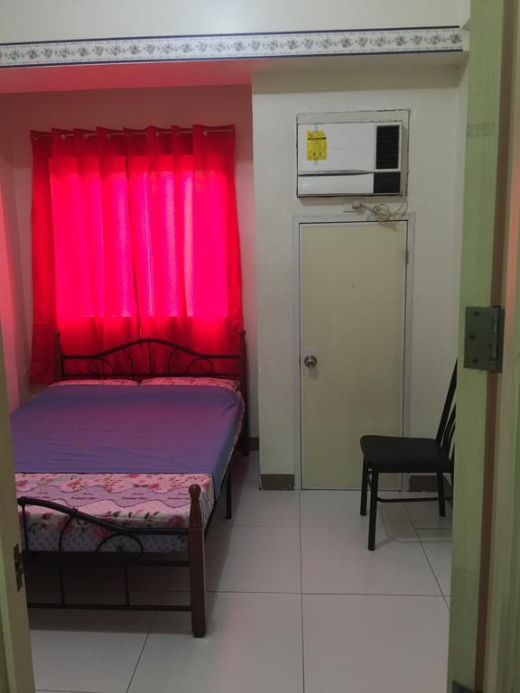 Karla'S Place At Chateau Elysee Paranaque City Buitenkant foto