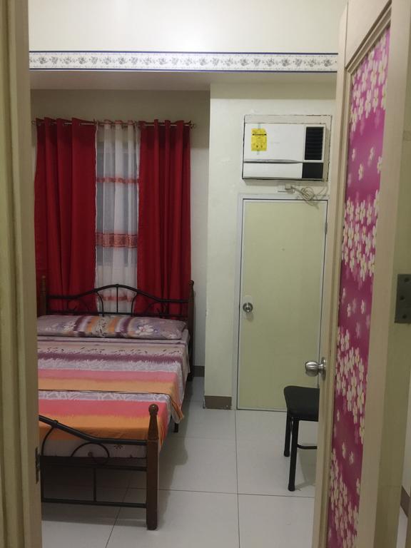 Karla'S Place At Chateau Elysee Paranaque City Buitenkant foto
