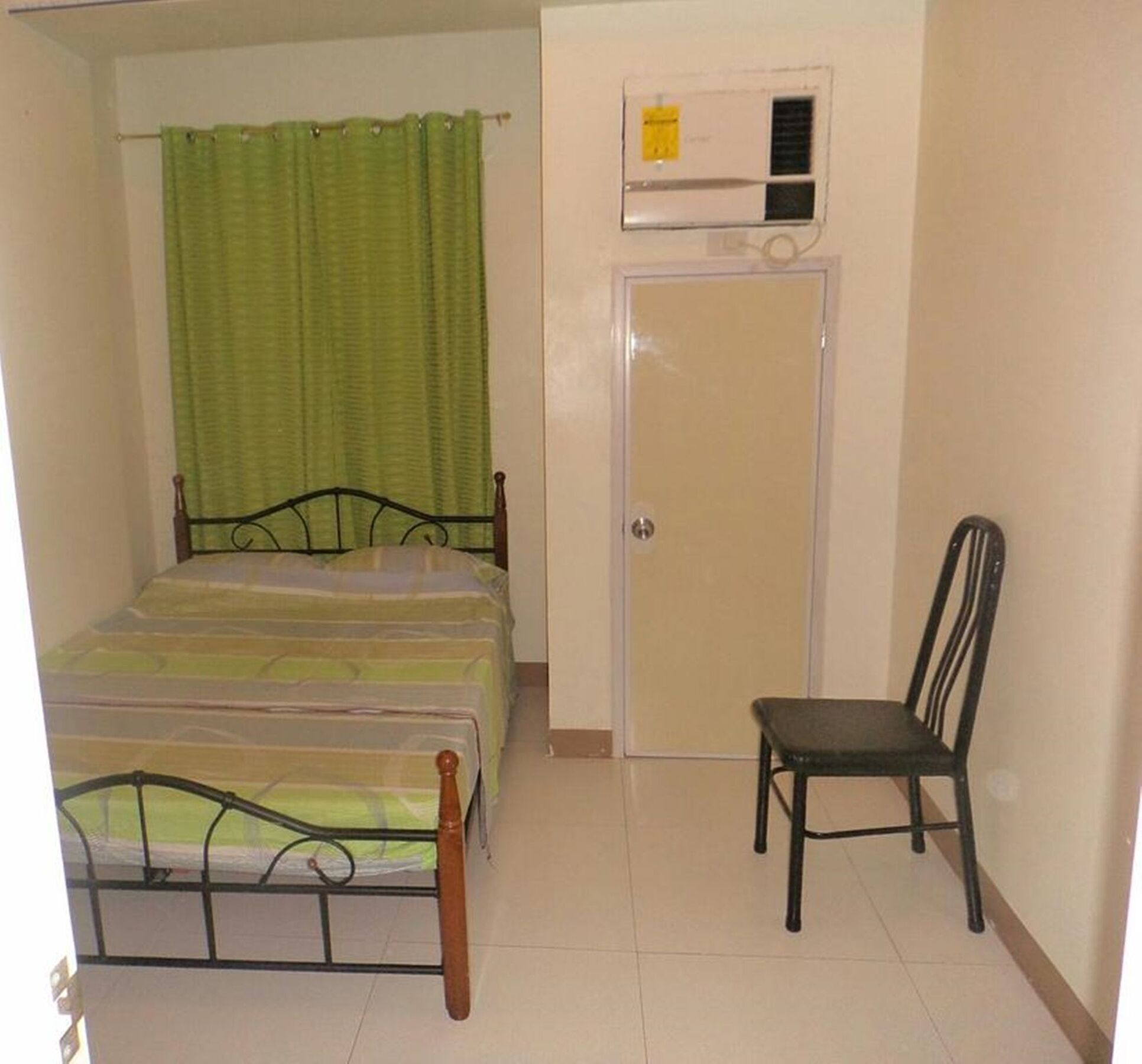 Karla'S Place At Chateau Elysee Paranaque City Buitenkant foto